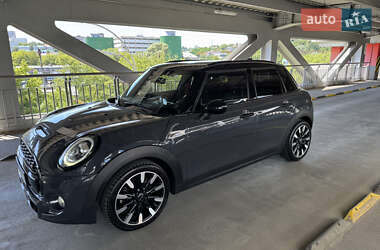 Хетчбек MINI Cooper 2018 в 