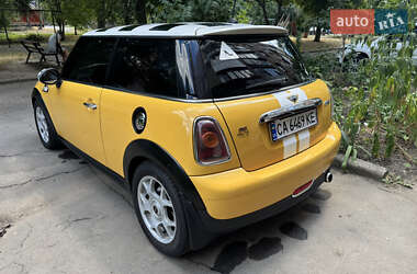 Хетчбек MINI Cooper 2007 в 