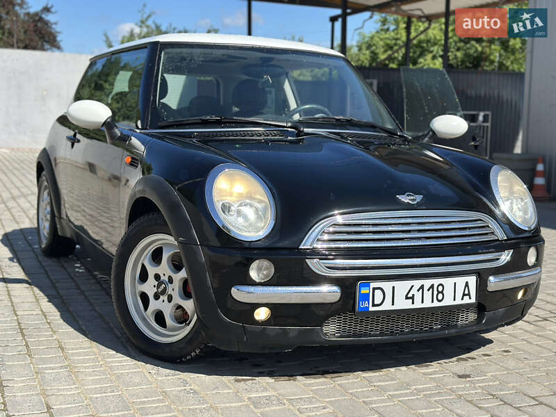 Хэтчбек MINI Cooper 2001 в Залещиках