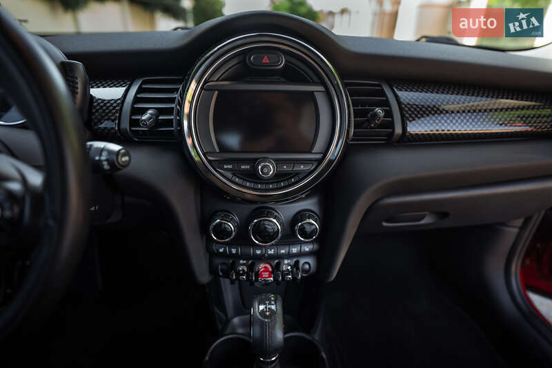 Хэтчбек MINI Cooper 2014 в Полтаве
