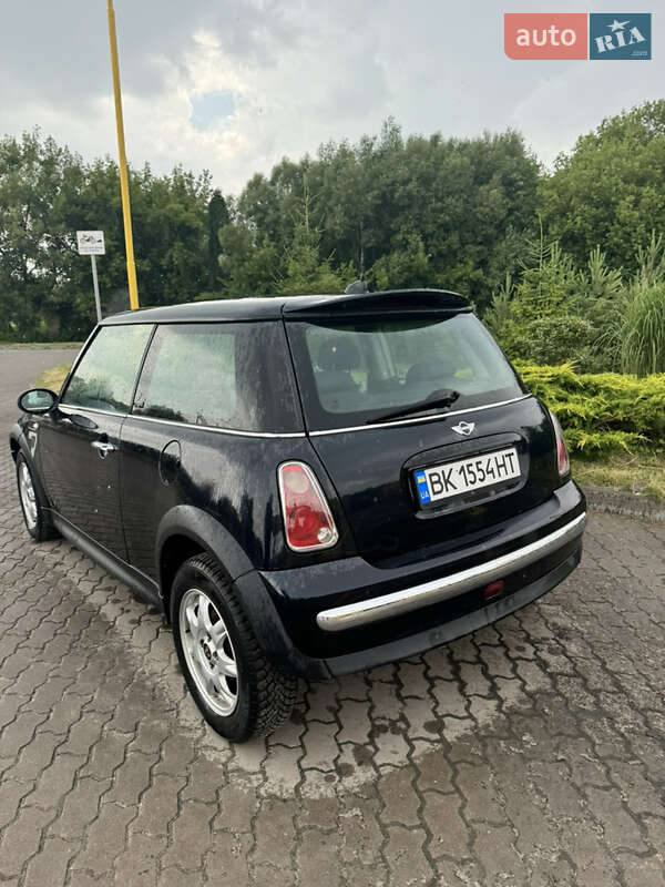 Хетчбек MINI Cooper 2005 в Бродах