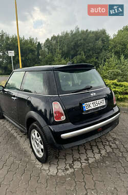 Хэтчбек MINI Cooper 2005 в 