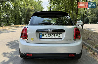 Хэтчбек MINI Cooper 2022 в 