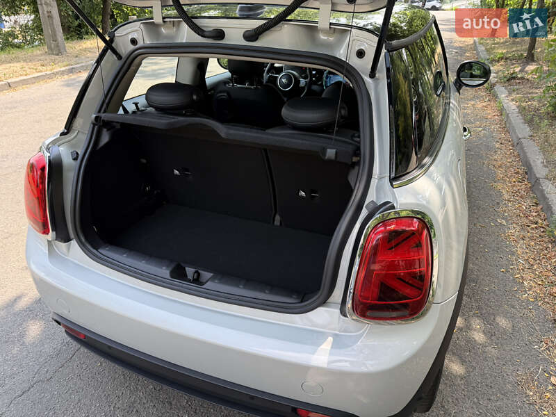 Хетчбек MINI Cooper 2022 в Києві