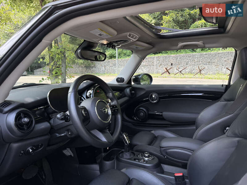 Хетчбек MINI Cooper 2022 в Києві