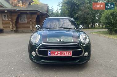 Хэтчбек MINI Cooper 2016 в 