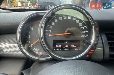 Хэтчбек MINI Cooper 2016 в 
