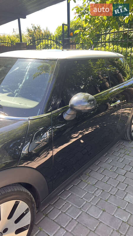 Хэтчбек MINI Cooper 2014 в Киеве