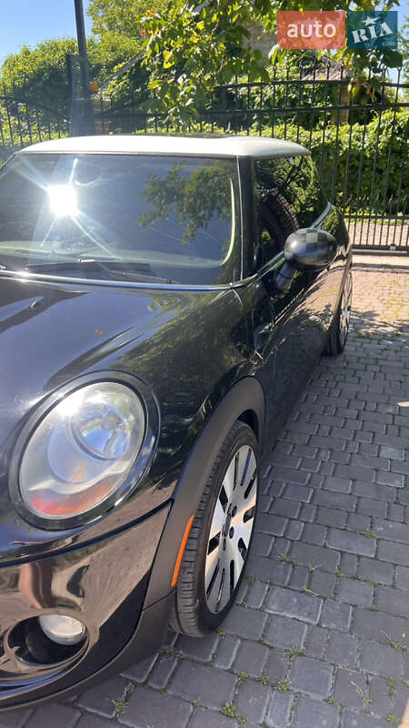 Хэтчбек MINI Cooper 2014 в Киеве