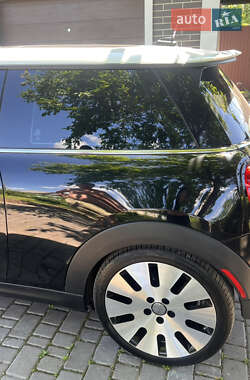 Хэтчбек MINI Cooper 2014 в Киеве