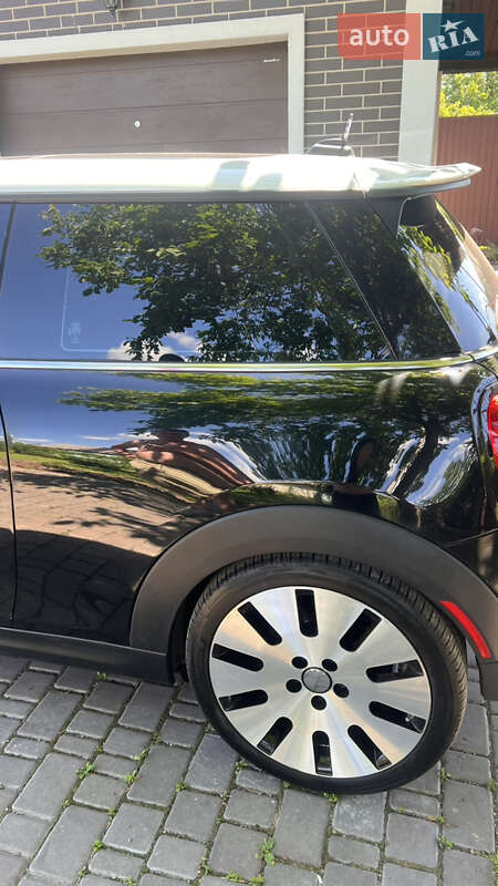 Хэтчбек MINI Cooper 2014 в Киеве