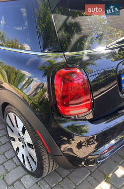 Хэтчбек MINI Cooper 2014 в Киеве