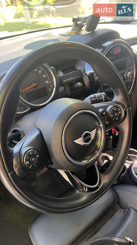 Хэтчбек MINI Cooper 2014 в Киеве