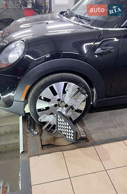 Хэтчбек MINI Cooper 2014 в Киеве