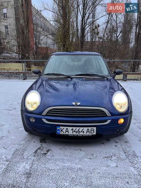 Хетчбек MINI Cooper 2002 в Первомайську