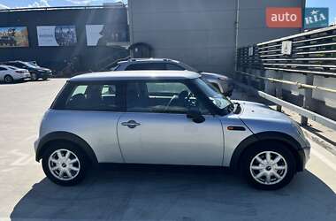 Хетчбек MINI Cooper 2002 в 