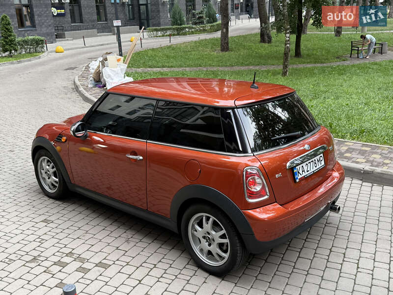 Хетчбек MINI Cooper 2011 в Броварах
