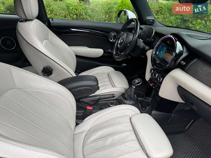 Хетчбек MINI Cooper 2015 в Києві