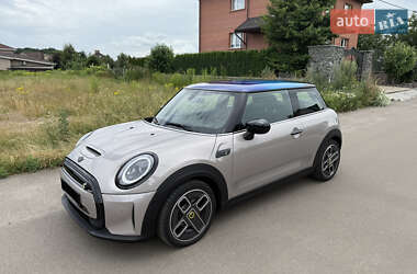 Хэтчбек MINI Cooper 2022 в 