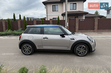 Хэтчбек MINI Cooper 2022 в 