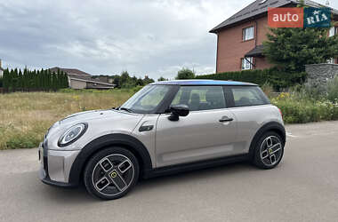 Хэтчбек MINI Cooper 2022 в 