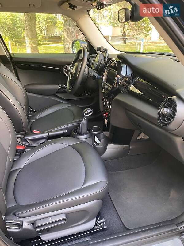 Хетчбек MINI Cooper 2018 в Києві