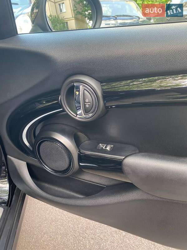 Хетчбек MINI Cooper 2018 в Києві
