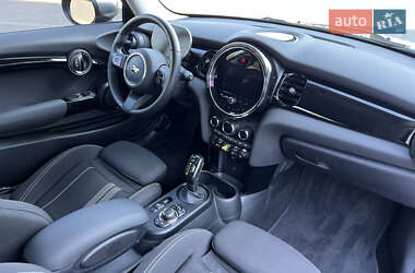 Хэтчбек MINI Cooper 2022 в 