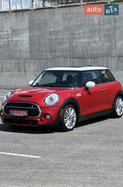 Хэтчбек MINI Cooper 2015 в Львове