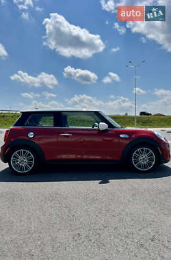 Хетчбек MINI Cooper 2015 в 