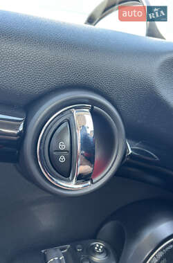 Хетчбек MINI Cooper 2015 в 