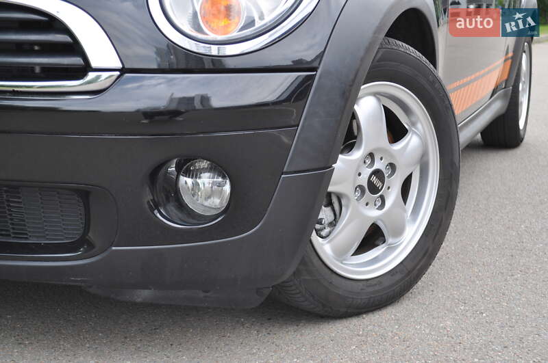 Хетчбек MINI Cooper 2010 в Києві