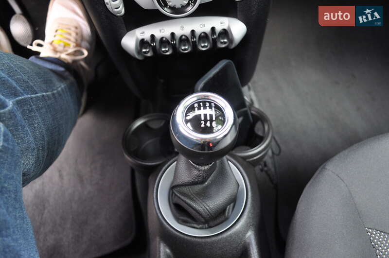 Хетчбек MINI Cooper 2010 в Києві