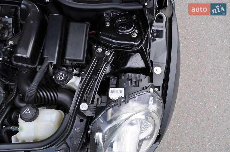 Хетчбек MINI Cooper 2010 в Києві