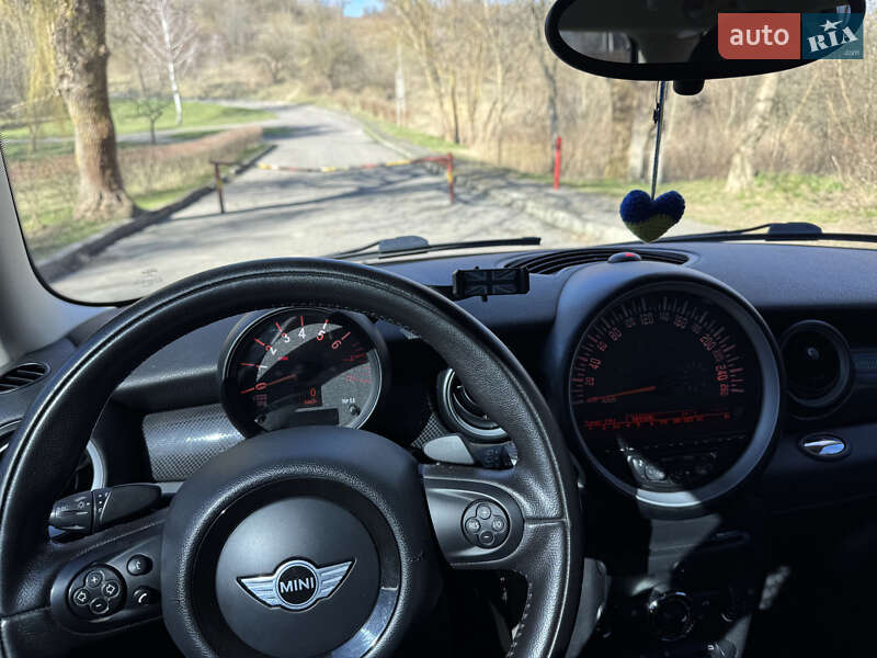 Хетчбек MINI Cooper 2012 в Рівному