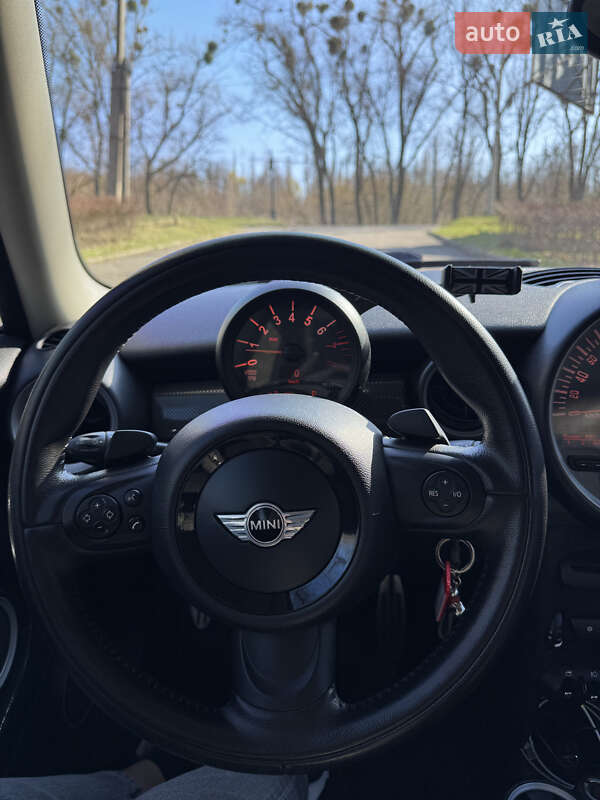 Хетчбек MINI Cooper 2012 в Рівному