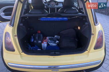 Хэтчбек MINI Cooper 2002 в 