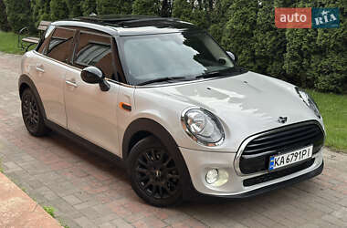 Хэтчбек MINI Cooper 2018 в 