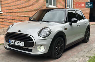 Хэтчбек MINI Cooper 2018 в 