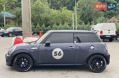 Хэтчбек MINI Cooper 2013 в 