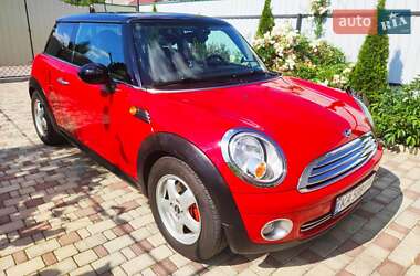 Хэтчбек MINI Cooper 2008 в 