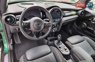 Хэтчбек MINI Cooper 2020 в 