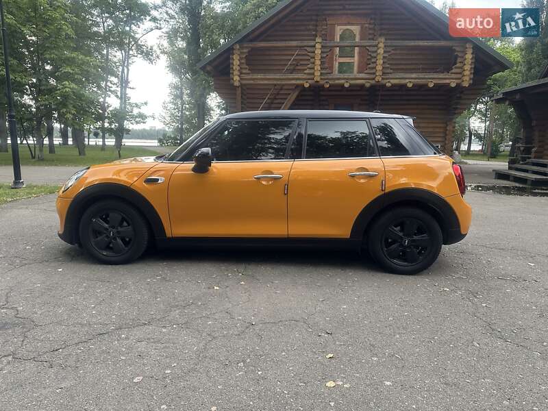 Хэтчбек MINI Cooper 2014 в Киеве фото 4 Хэтчбек MINI Cooper 2014 в Киеве