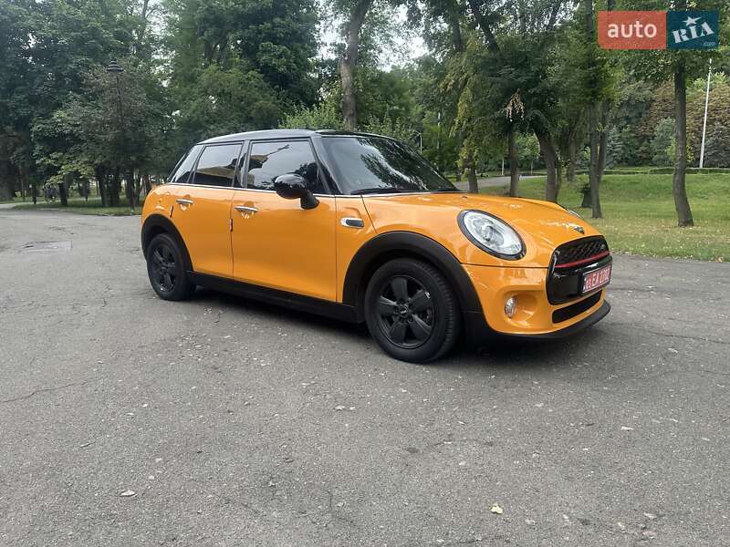 Хэтчбек MINI Cooper 2014 в Киеве фото 9 Хэтчбек MINI Cooper 2014 в Киеве