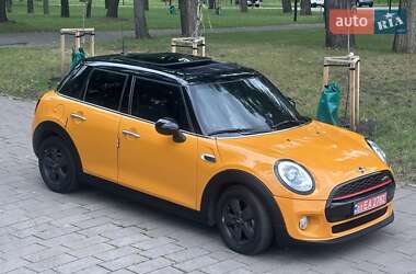 Хетчбек MINI Cooper 2014 в 