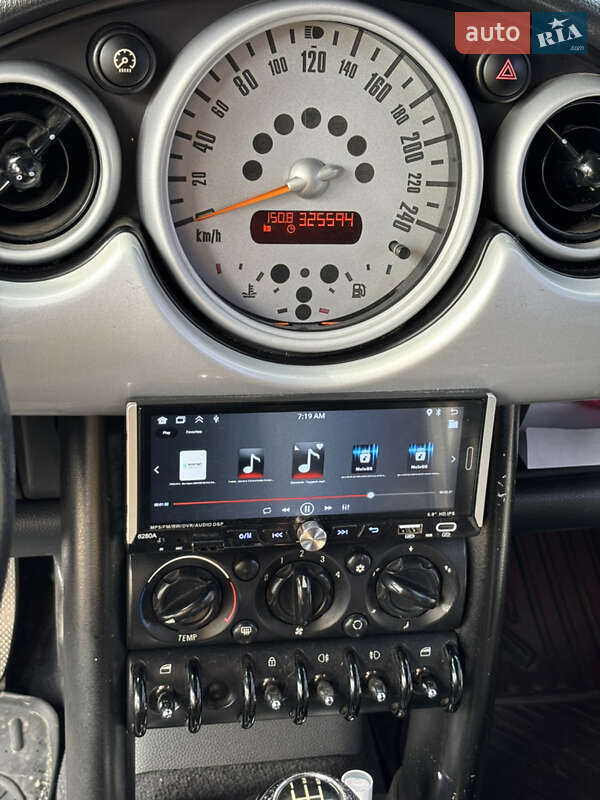 Хэтчбек MINI Cooper 2001 в Красилове