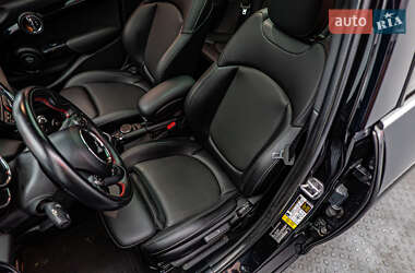 Хэтчбек MINI Cooper 2015 в 