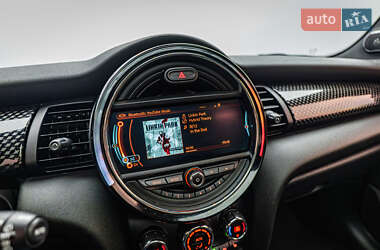 Хэтчбек MINI Cooper 2015 в 
