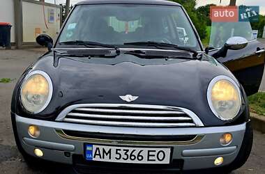 Хэтчбек MINI Cooper 2006 в 