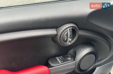 Хэтчбек MINI Cooper 2015 в 